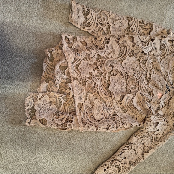 Crochet lace top - Picture 3 of 5